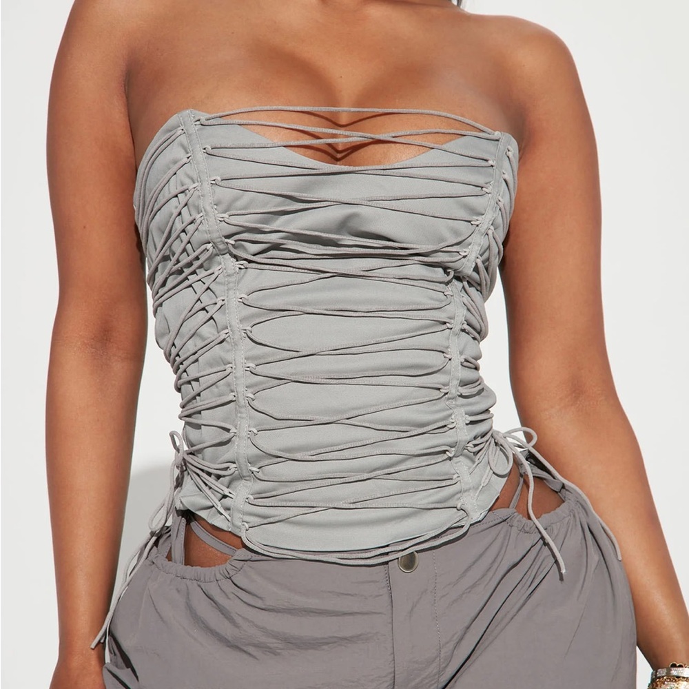 FASHION NOVA - ALL THE DETAILS CORSET TOP